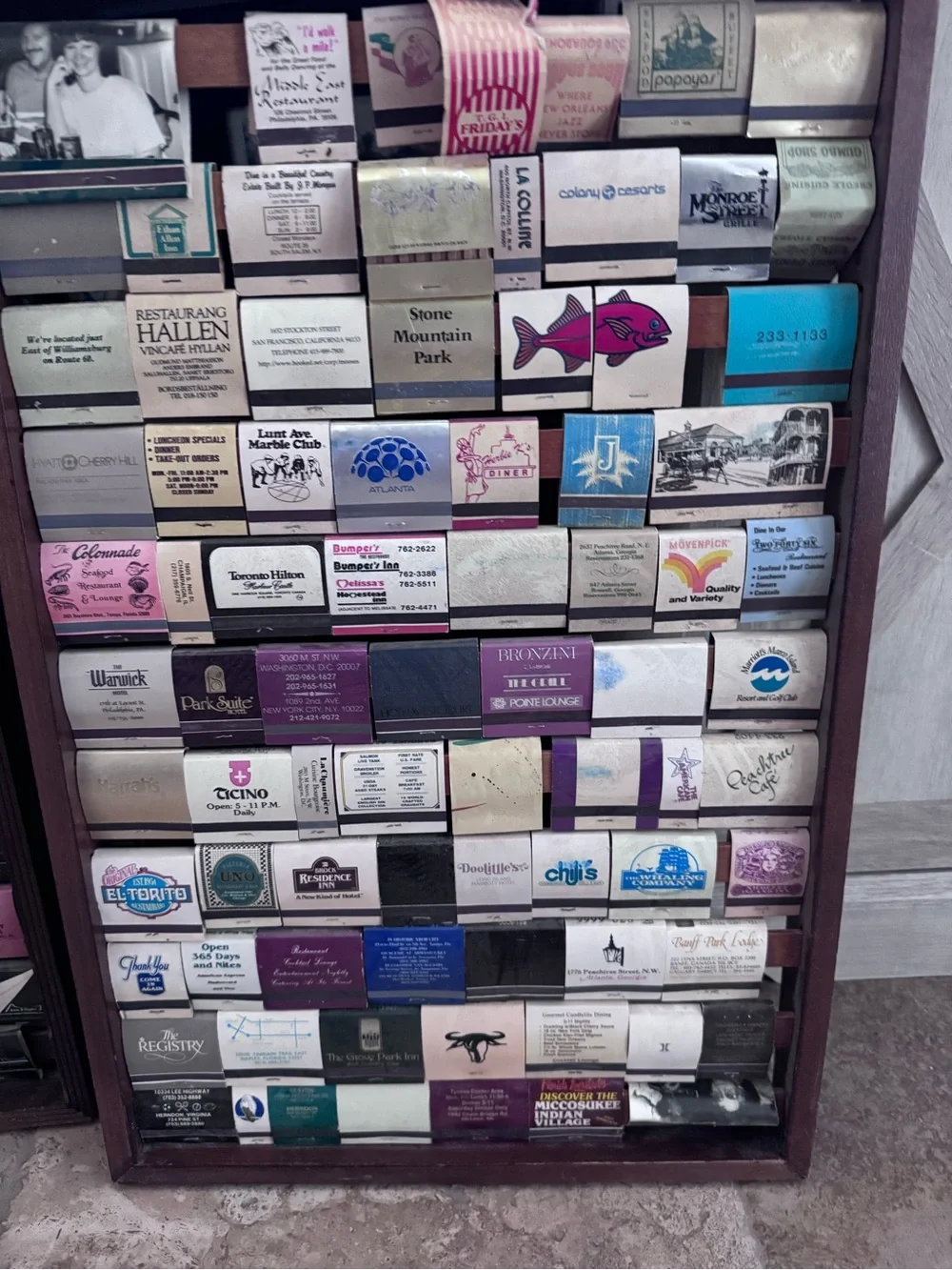 Mix lot vintage match book and display case